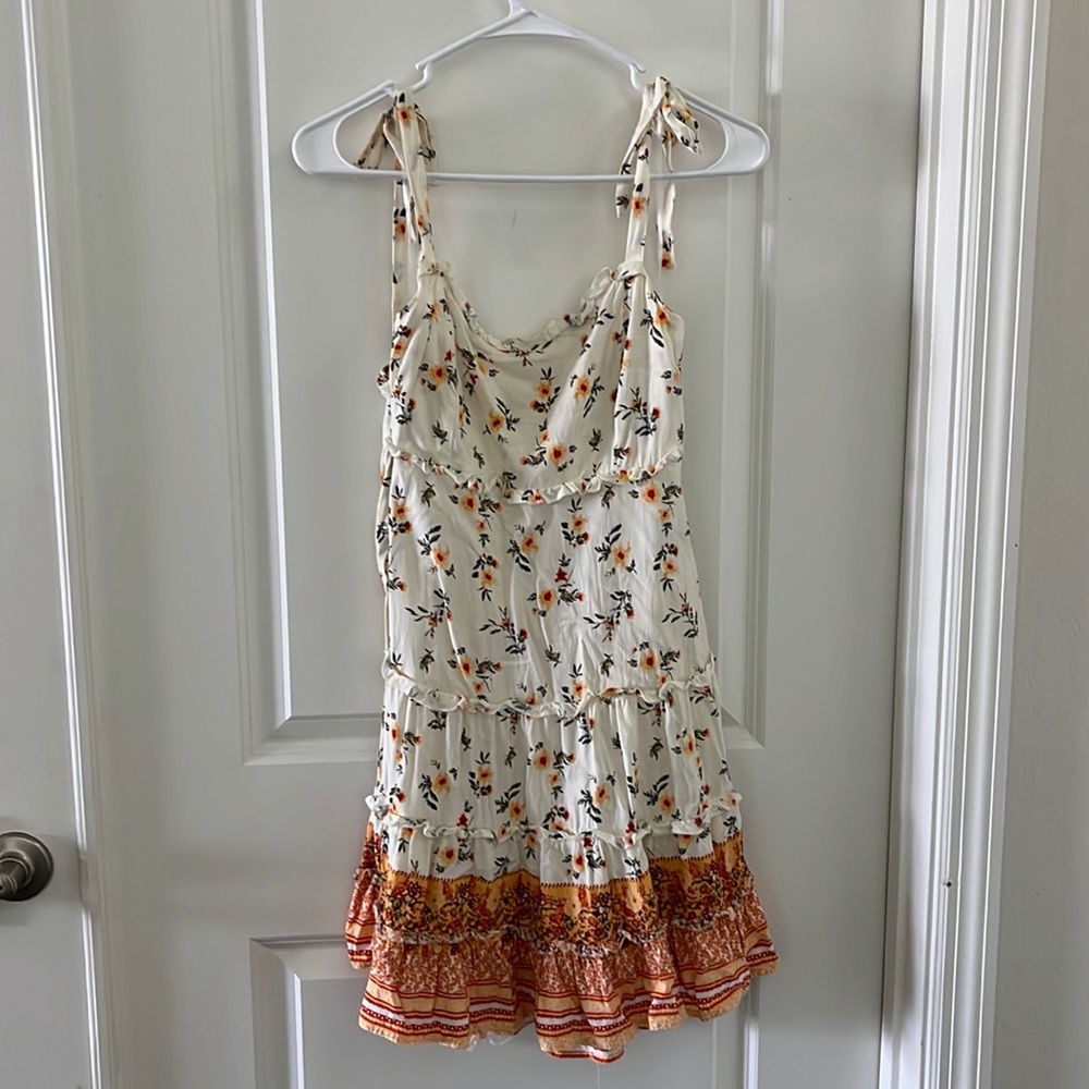 Tie back handkerchief dress